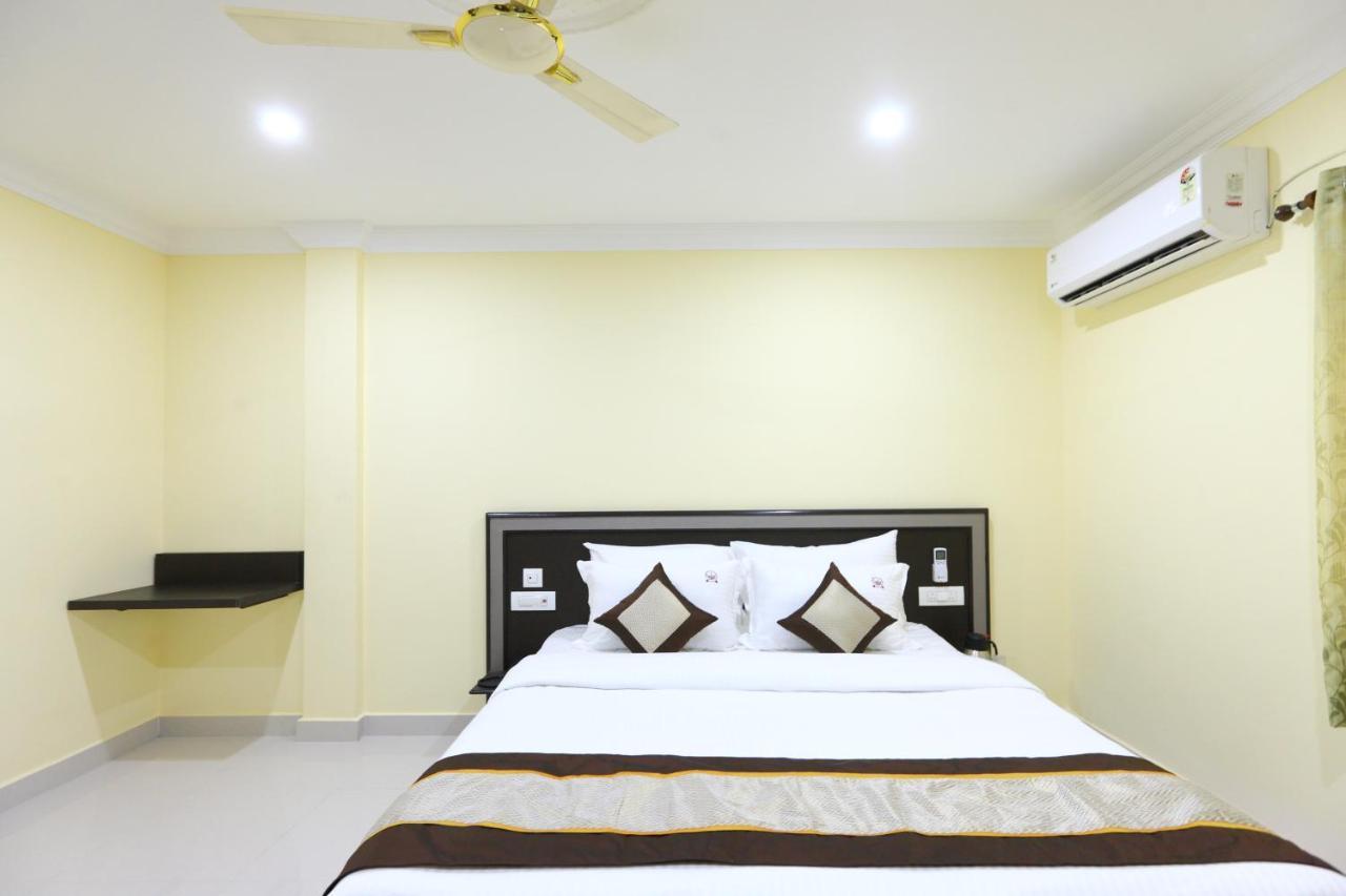 Hotel Salbala - Near Airport Madras Buitenkant foto