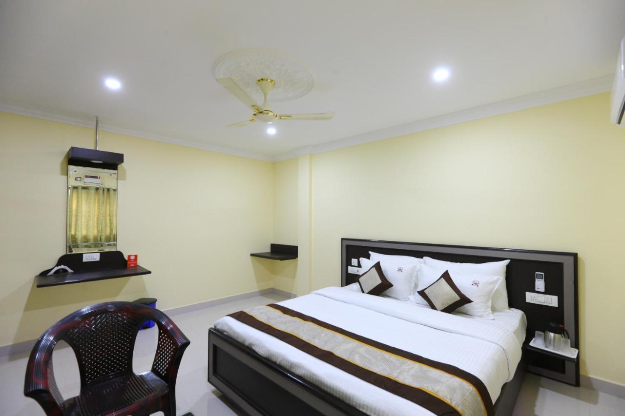 Hotel Salbala - Near Airport Madras Buitenkant foto