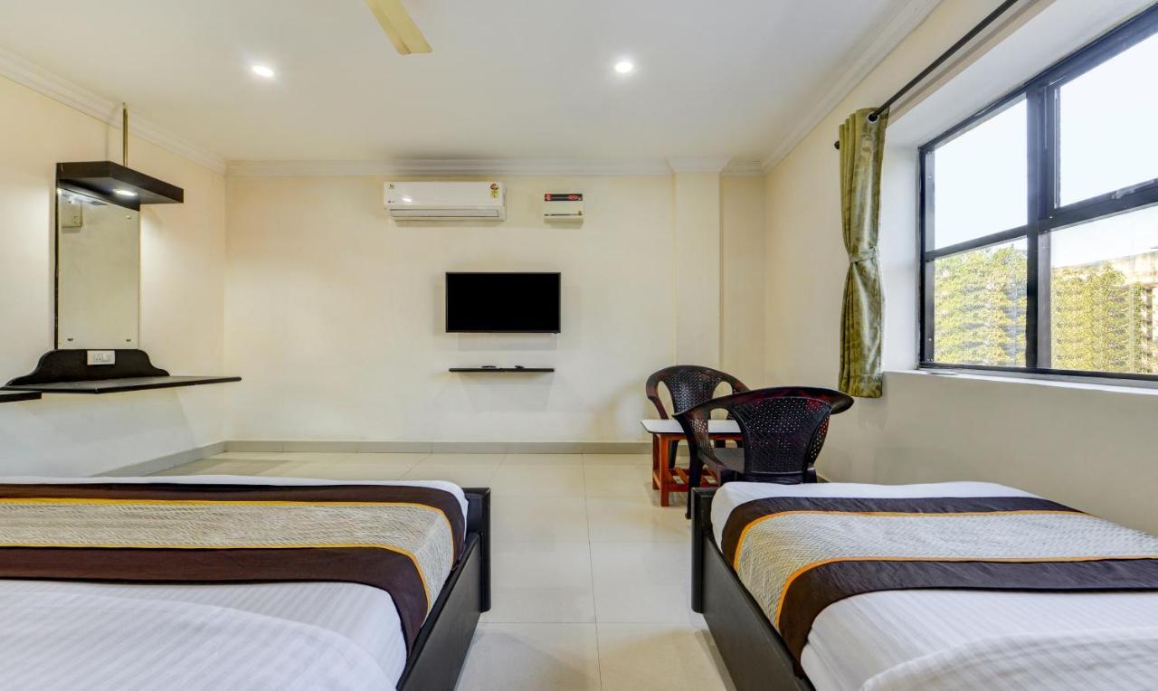Hotel Salbala - Near Airport Madras Buitenkant foto